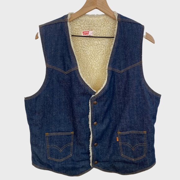 Vintage 70s Levi's Orange Tab Sherpa Lined Denim Vest - Picture 8 of 8